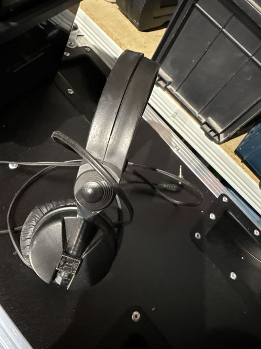Sennheiser hd25 uszkodzone