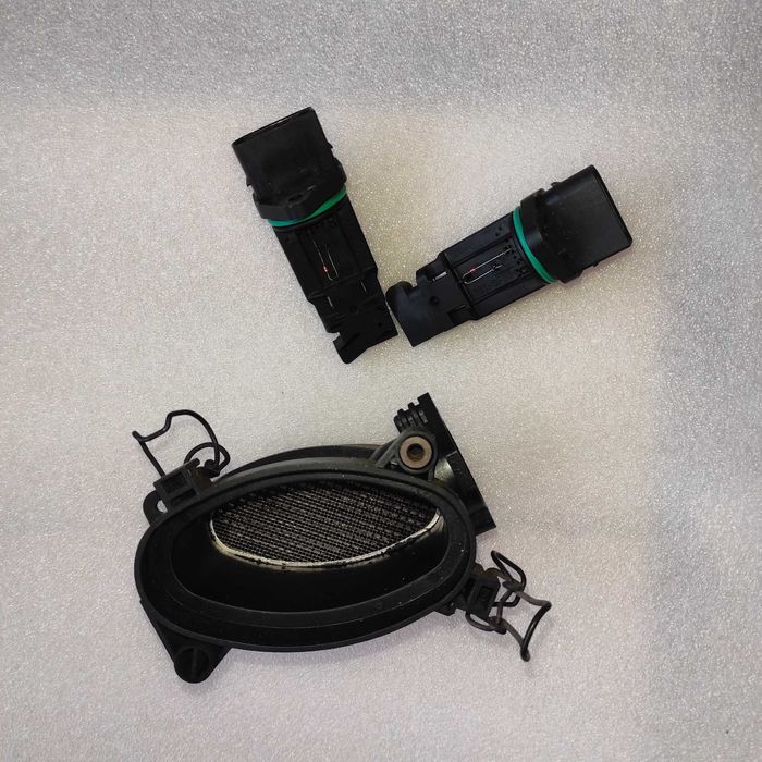 Przepływomierz powietrza ROVER 75 i -MG ZT oraz BMW w dieslu 2,0 CDT