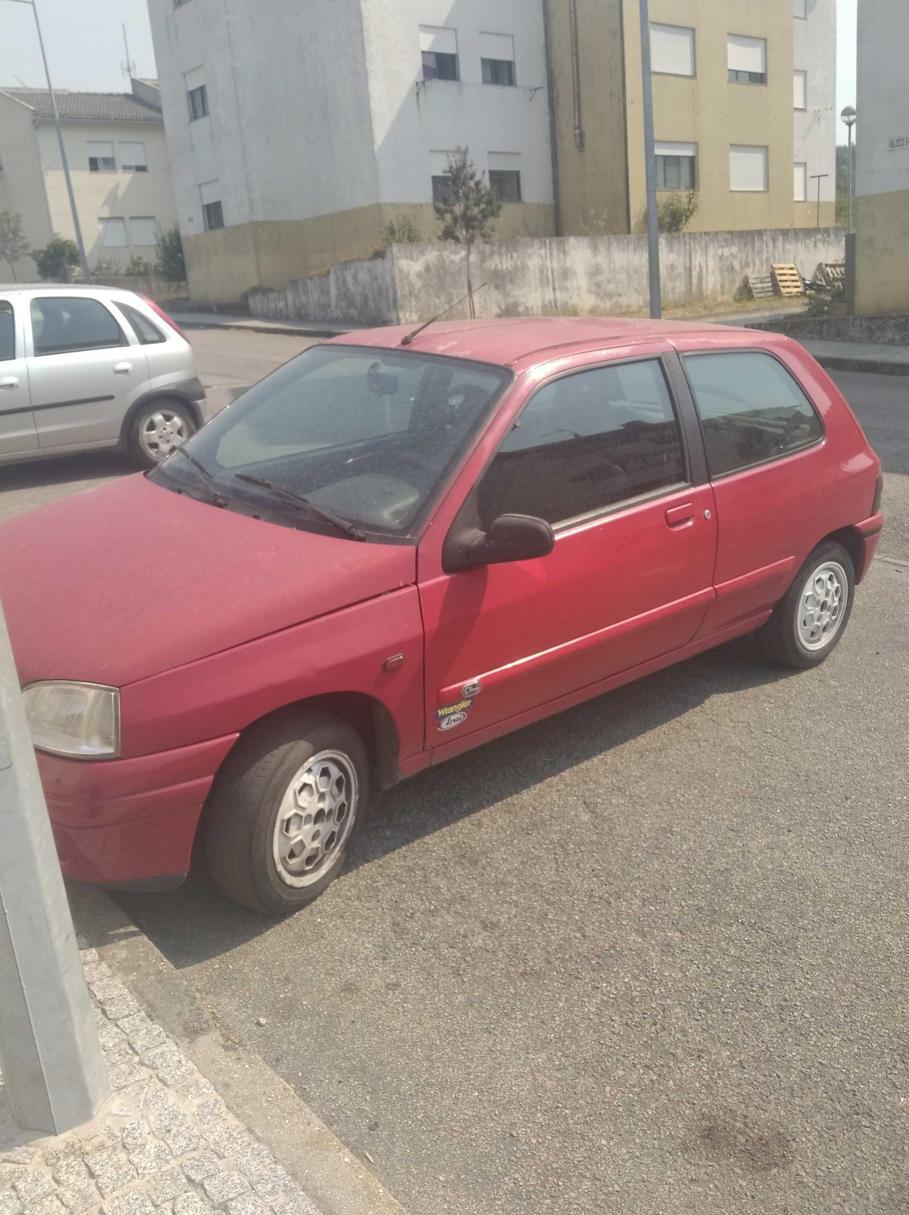 Renault Clio 1100 gasolina