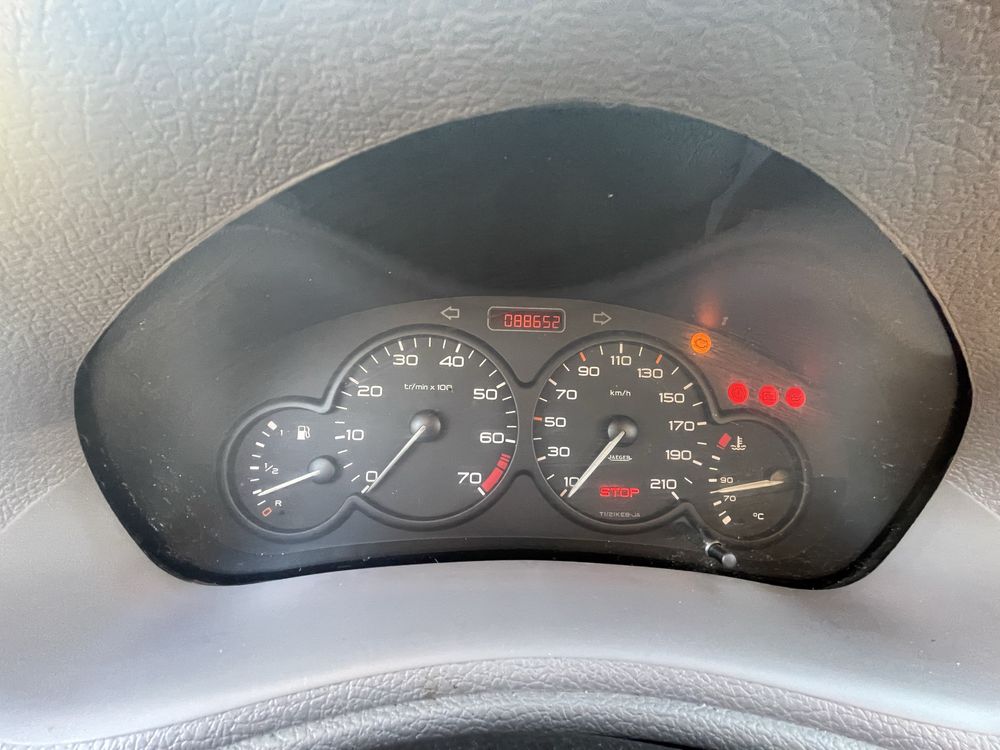 Peugeot 206 1.1 .