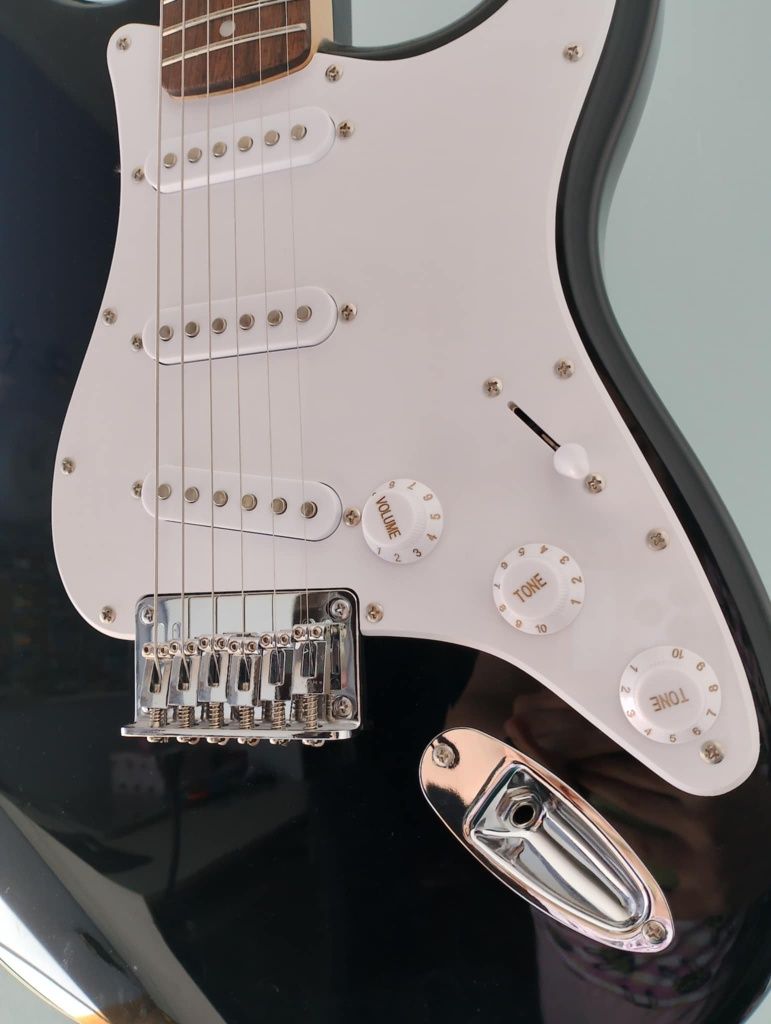 Gitara elektryczn Squier+wzmacniacz Fender Champion 20