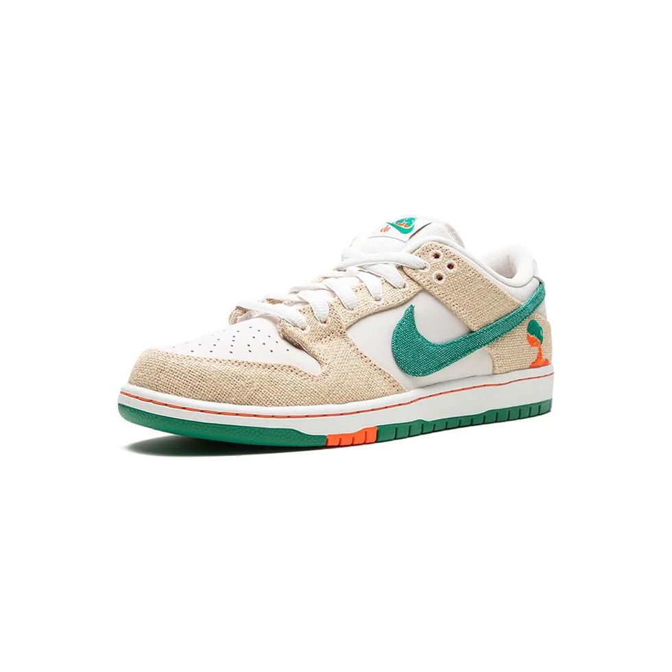 Ténis Nike jarritos NOVOS (tamanho 42)