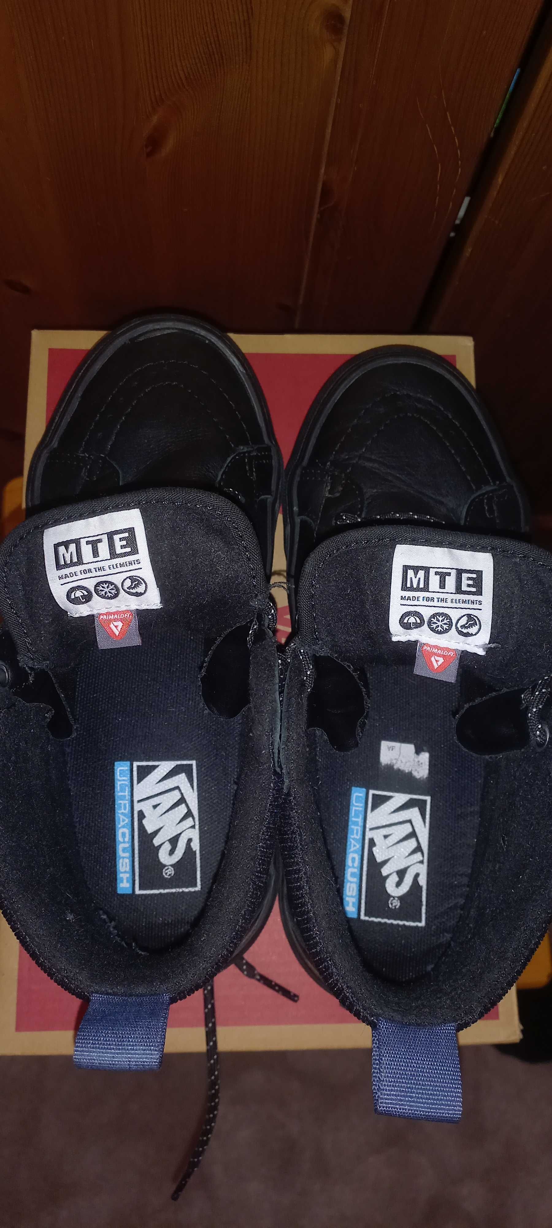 Buty vans sk8-hi mte-1 varsity 38.5 primaloft