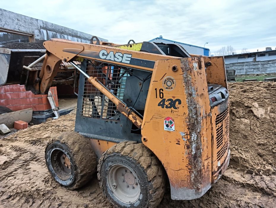 Wynajem ładowarki bez operatora