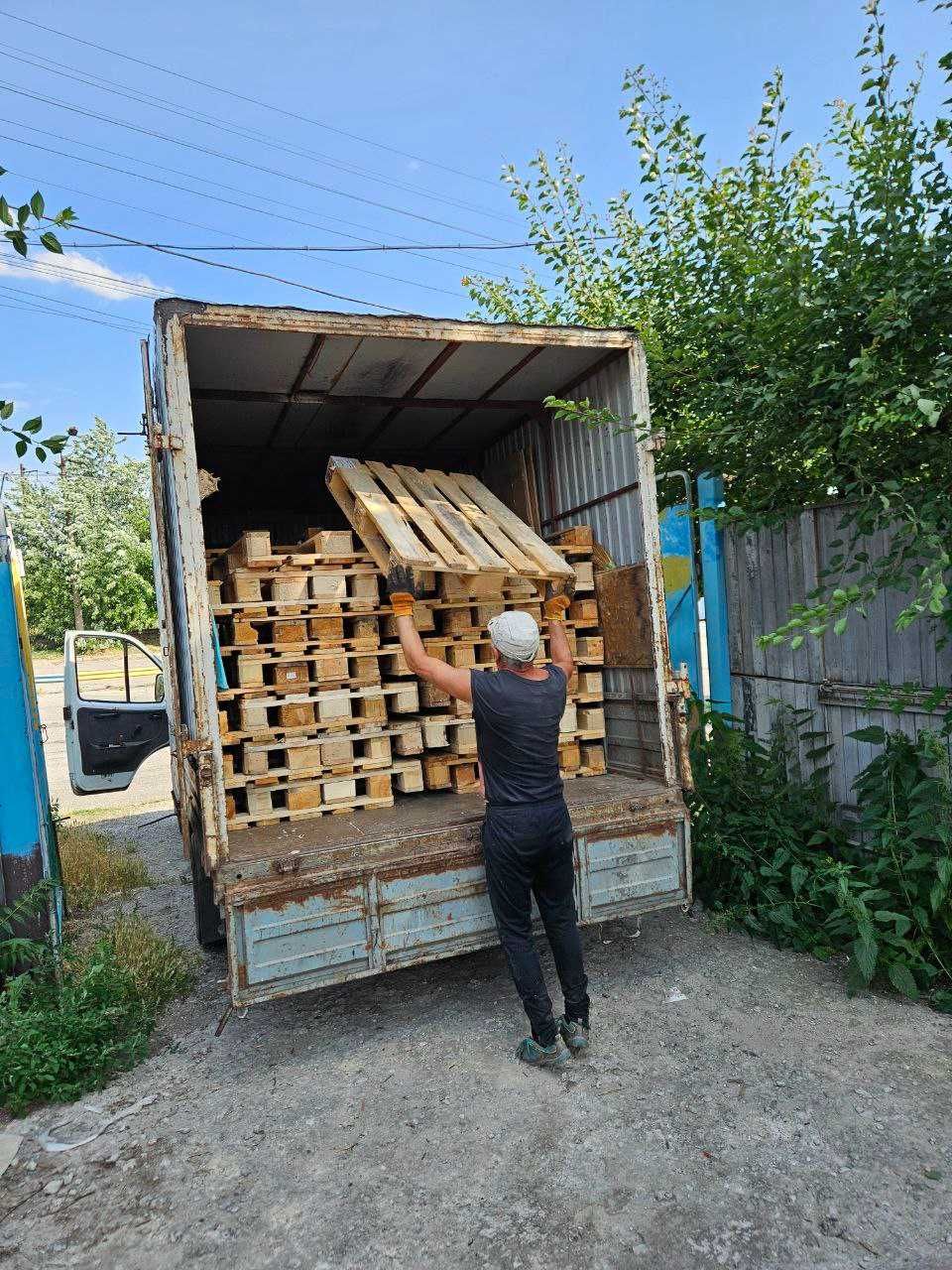 12Грузоперевозки, доставка строительных материалов, переезды, грузчики