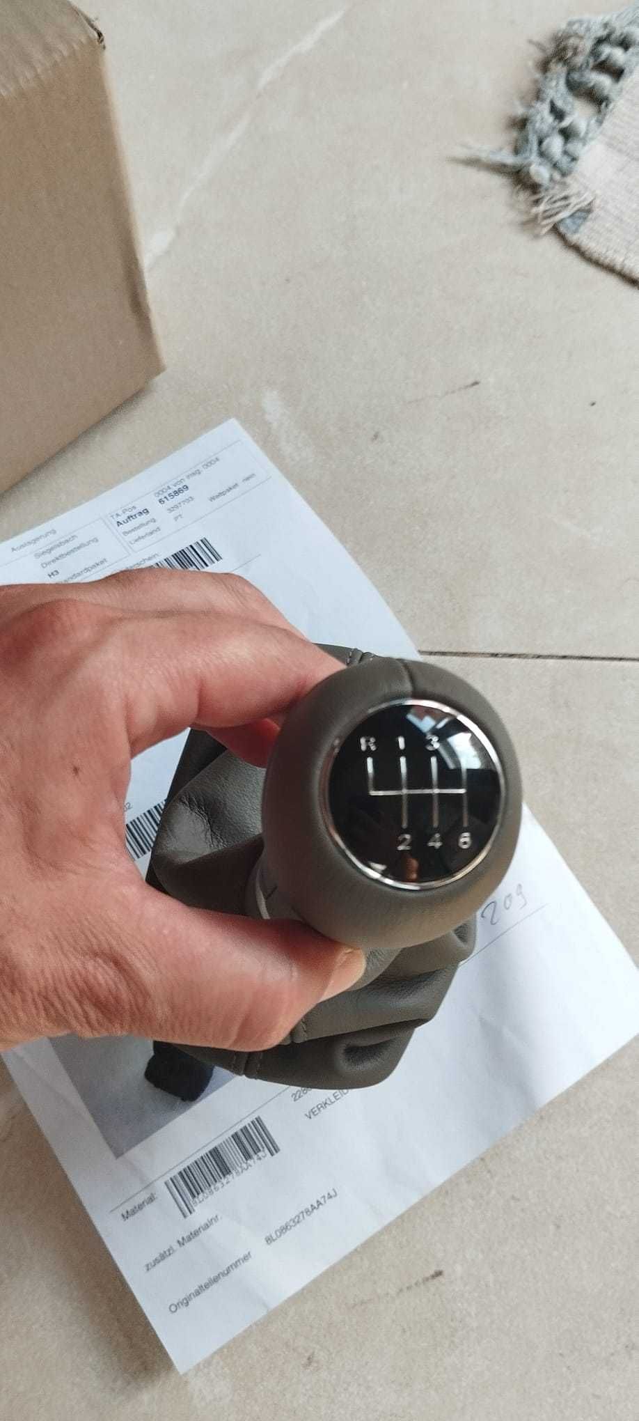 Alavanca de velocidades Original Audi A3 (Nova) 6 Velocidades em pele