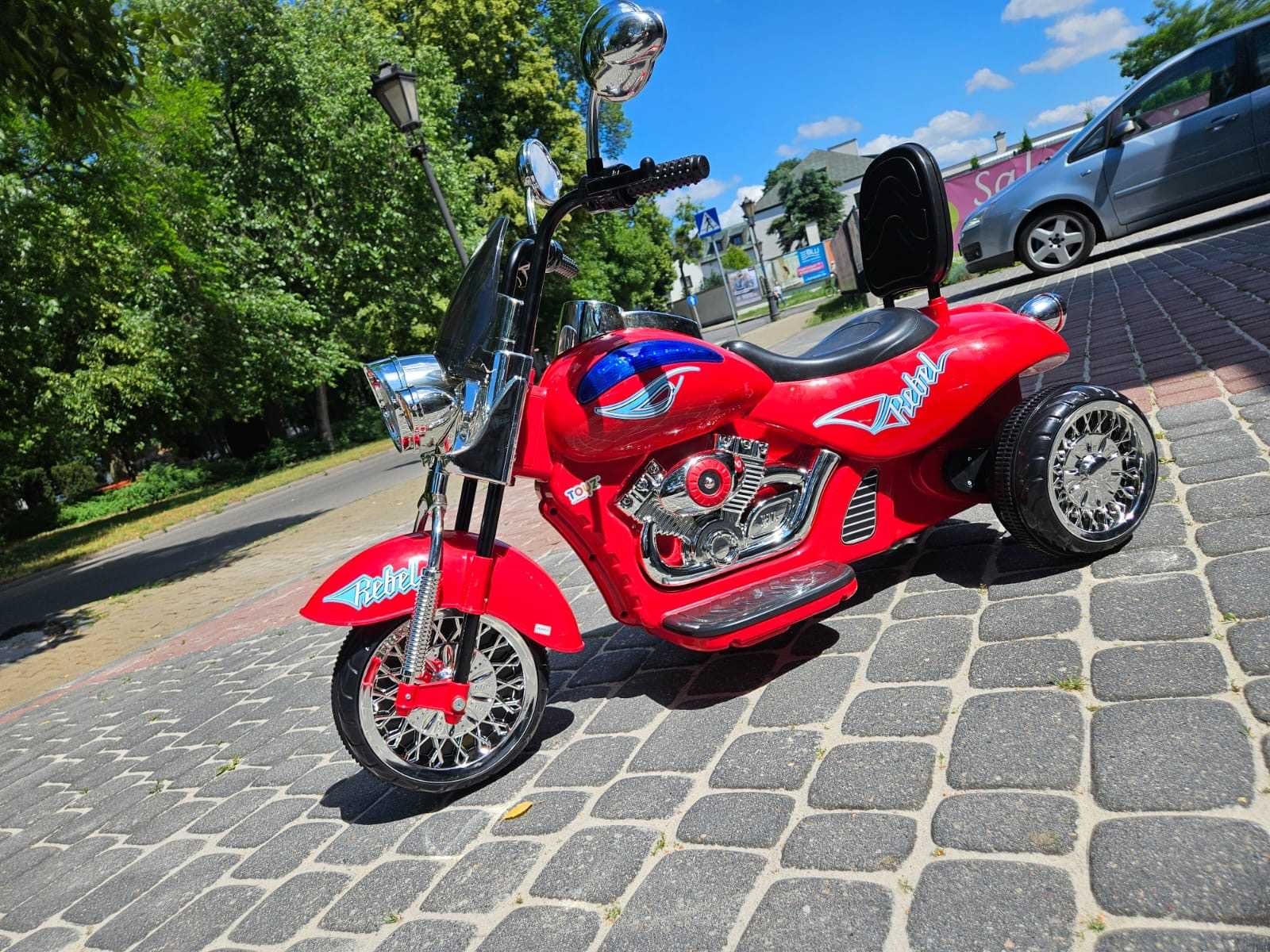 Motocykl na akumulator Rebel