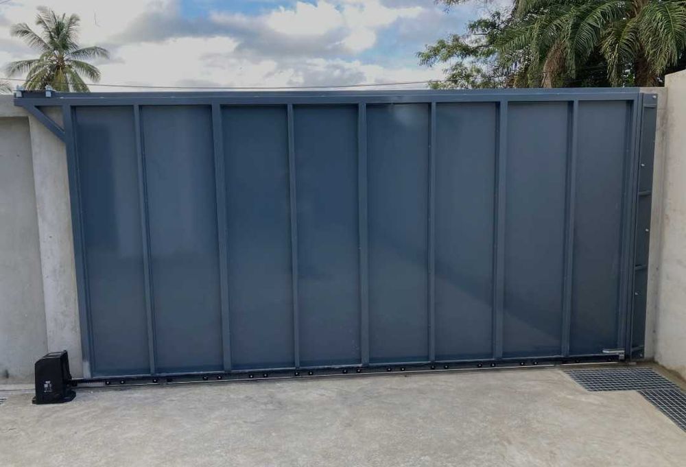 Faço serralharia atrelados e roulotes mais trabalhos de soldadura