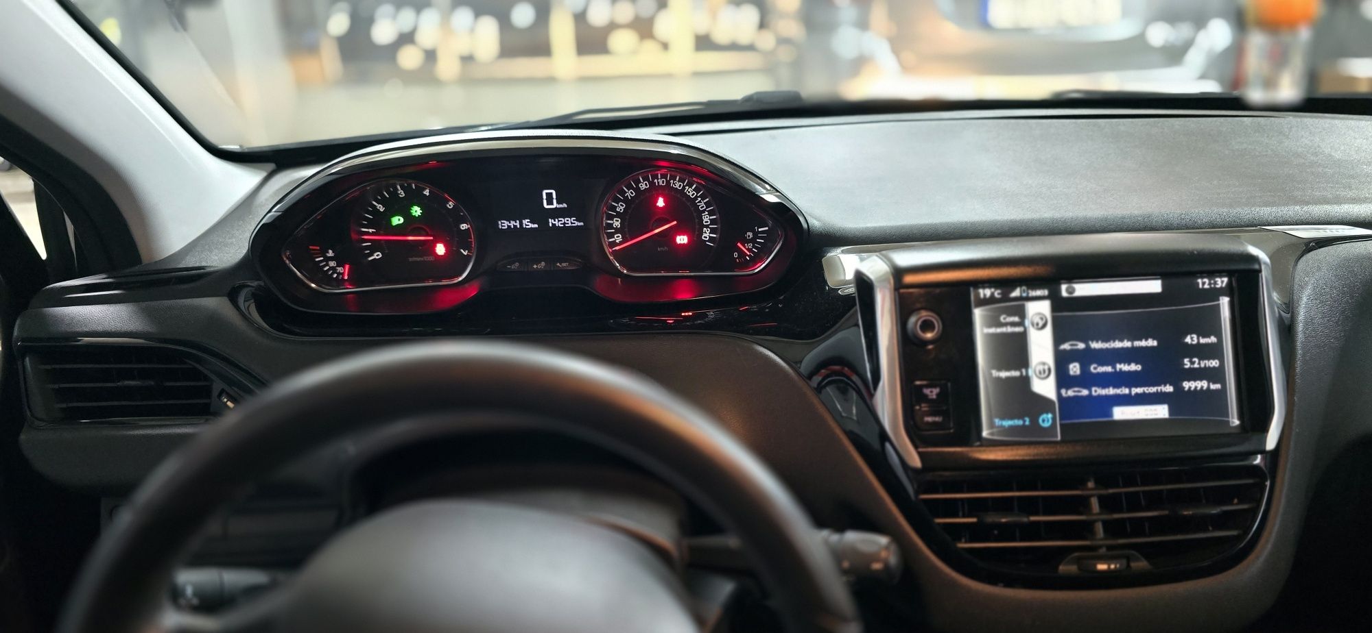 Peugeot 208 1.2 2013 puretech