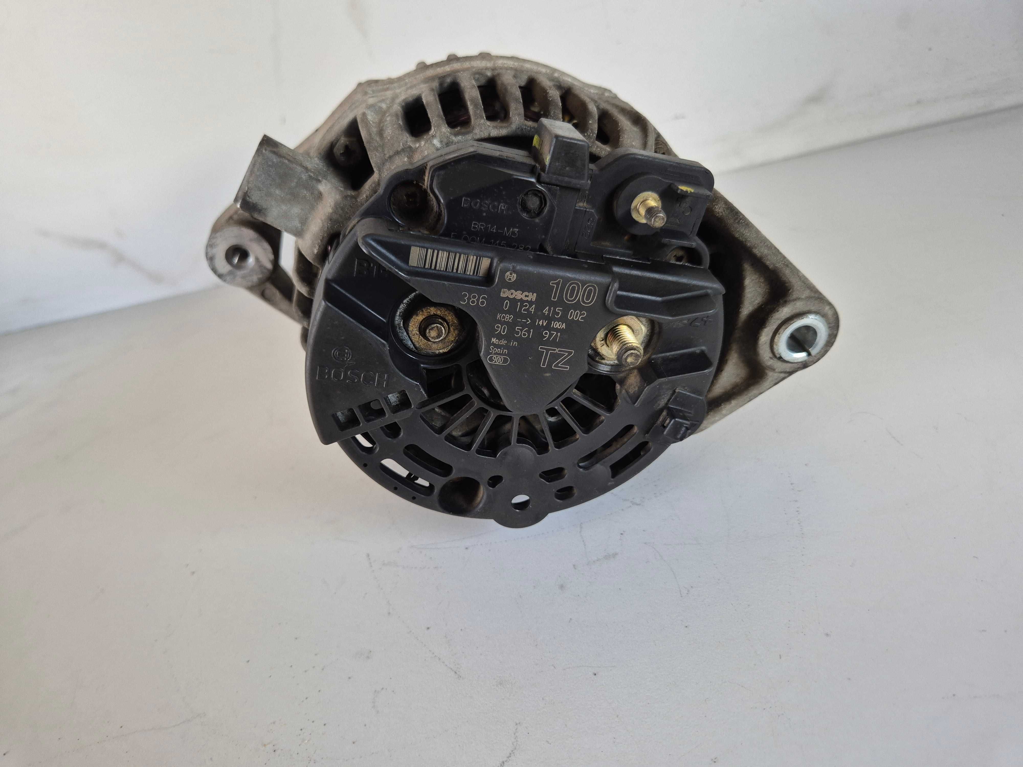 opel corsa c meriva a combo 1.4 1.6 1.8  alternator

Tylko przedmiot
