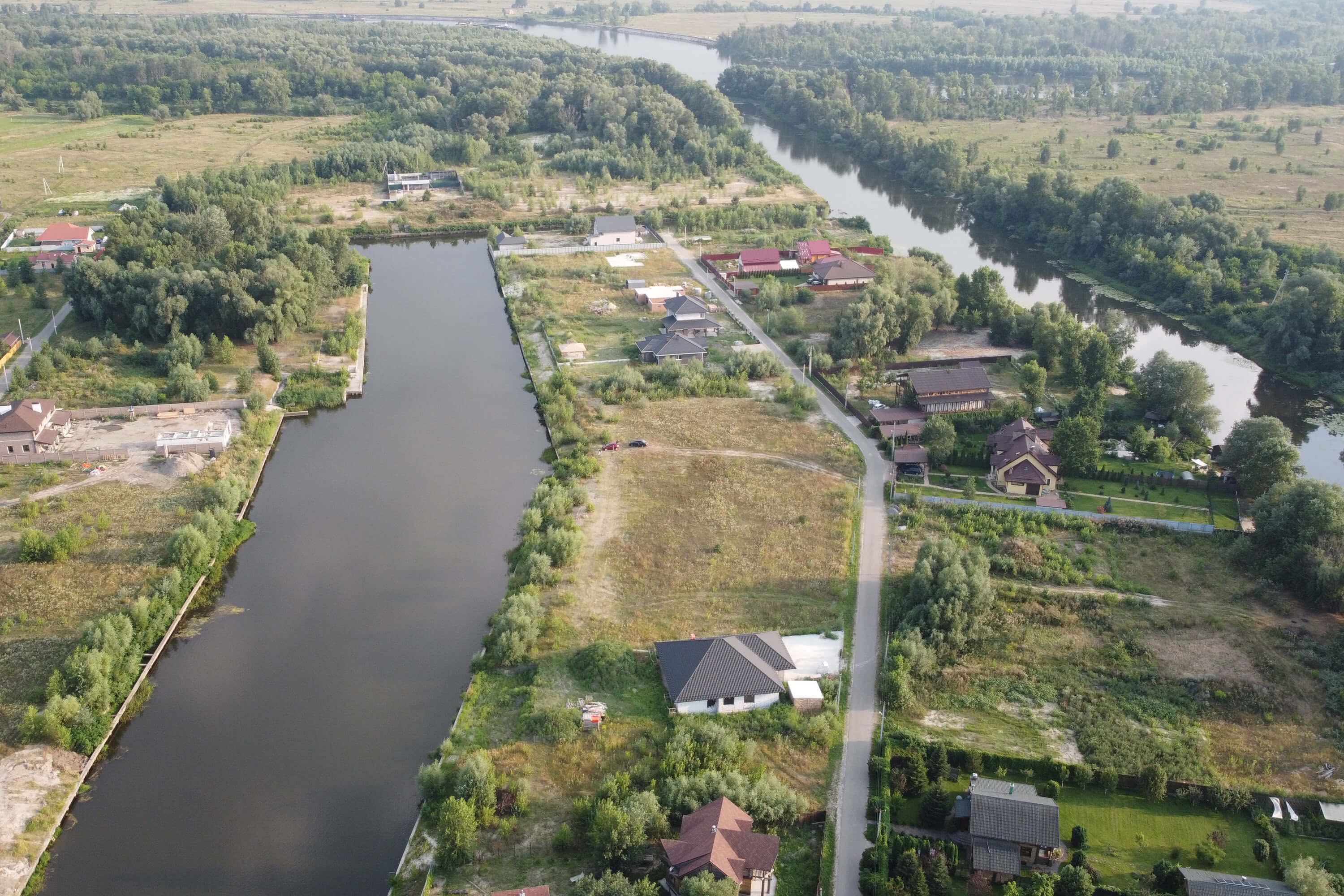 Продаж ділянки 40 сот. з виходом на затоку Десни, КМ Гавань