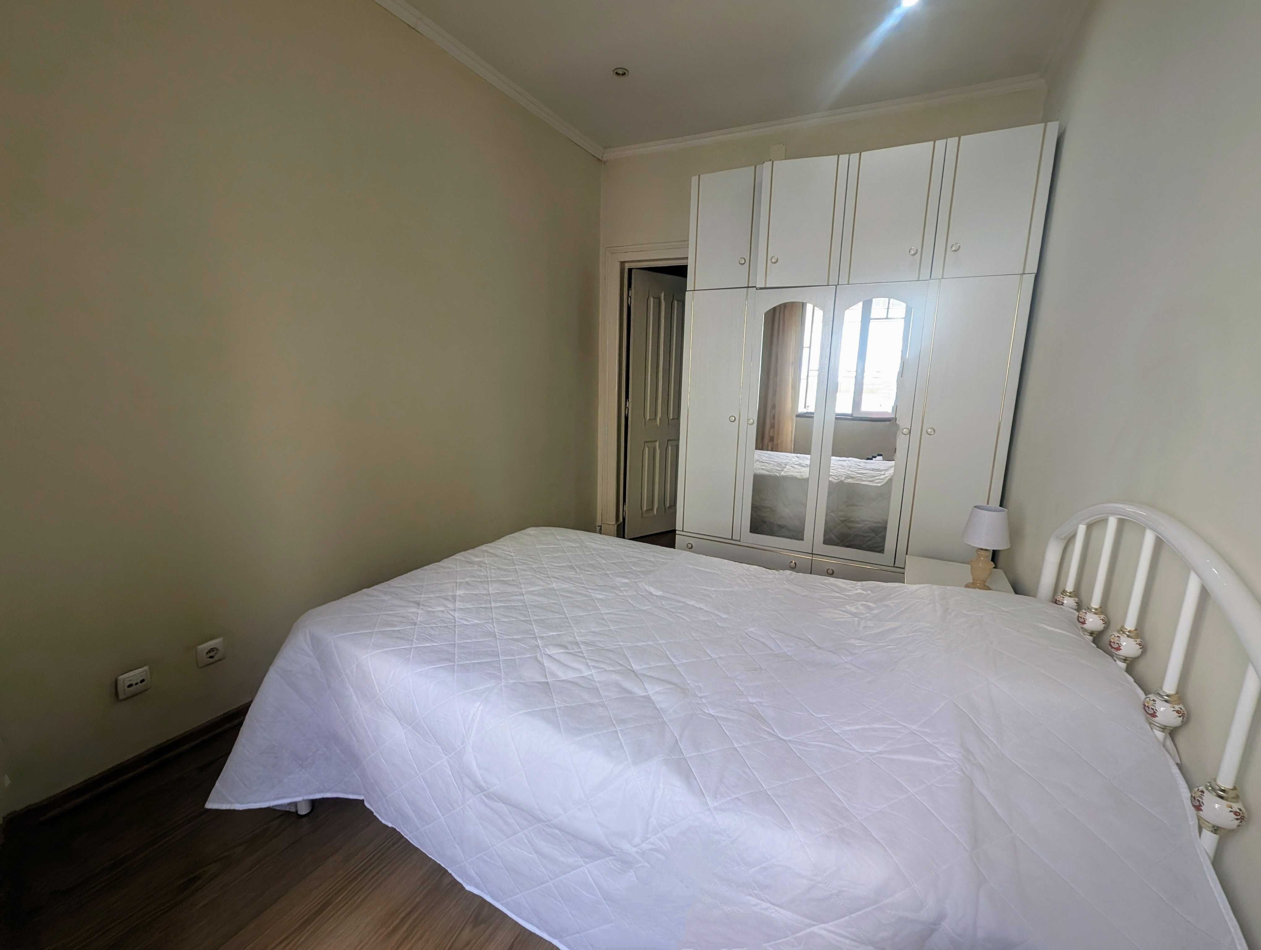 Quarto para raparigas - Alameda, Lisboa