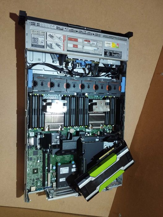 Сервер Dell PowerEdge R730 / Xeon E5-2630 V4 - 2 шт. / 128 DDR4 /Tesla