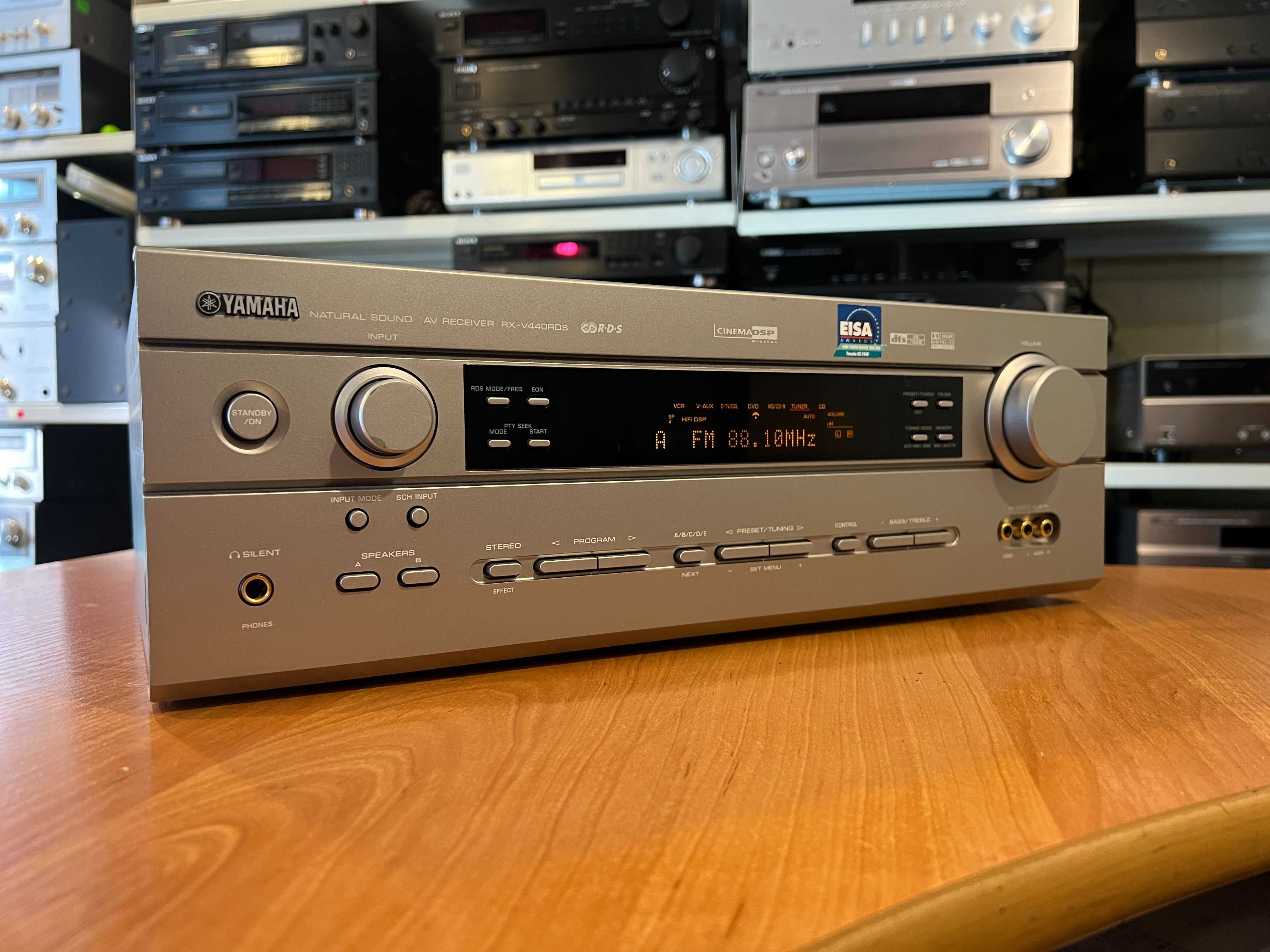 Amplituner Yamaha RX-V440 Audio Room