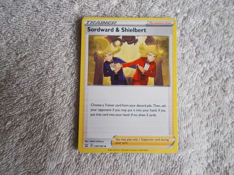 Pokemon: Sword & Shield 2021 "SORDWARD & SHIELBERT" #135/163 Carta