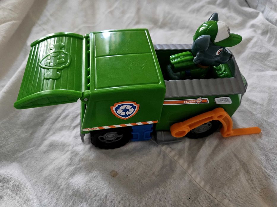 Машинка Щенячий патруль з Роккі