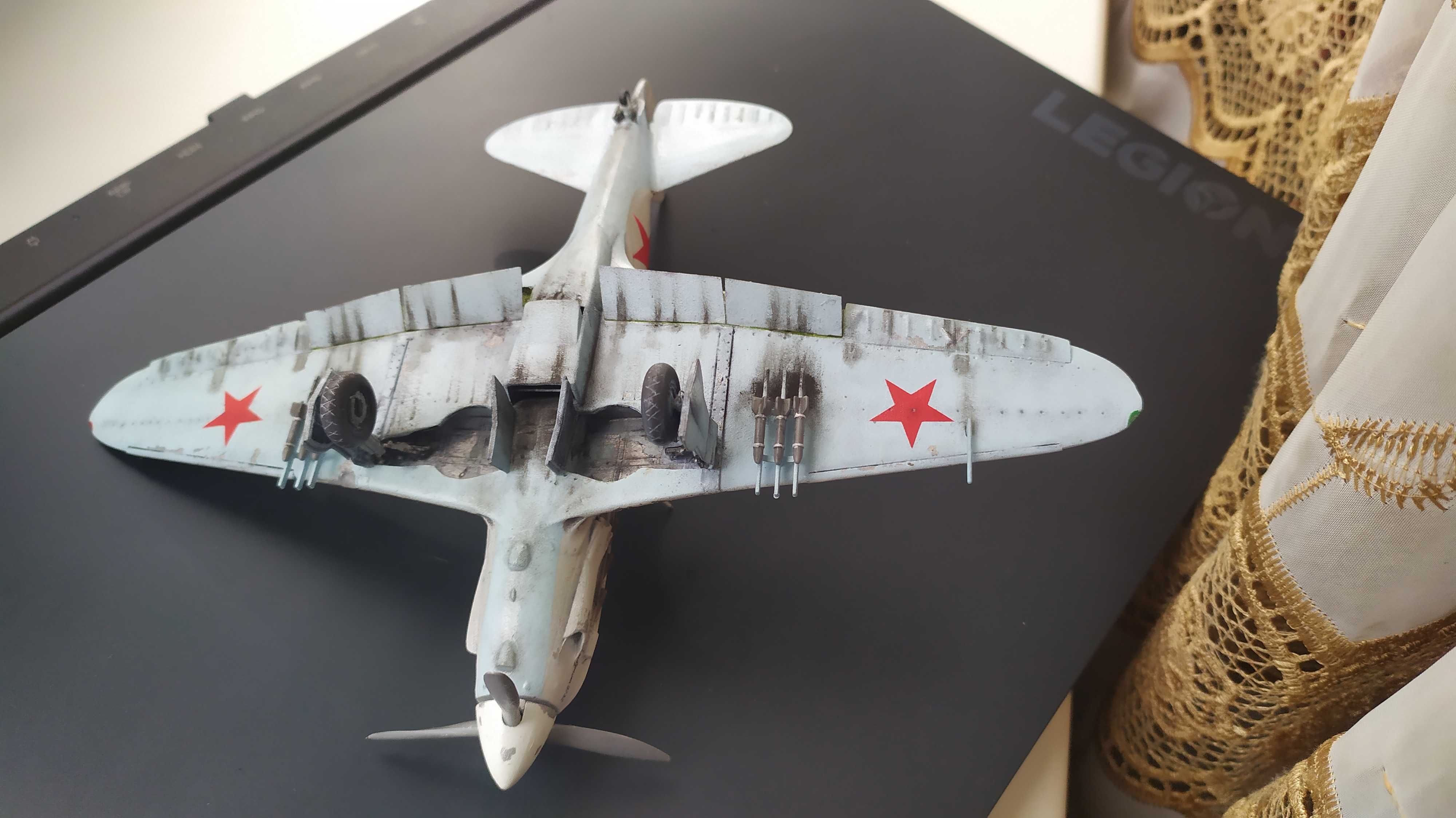 Модель самолета MIG 3 масштаб 1:48