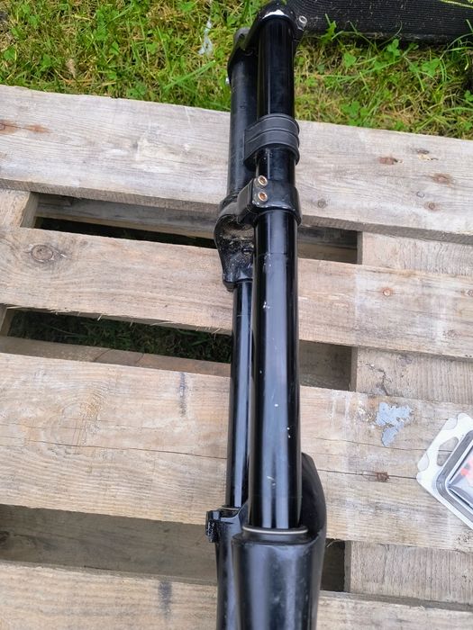 Marzocchi drop off air triple amortyzator powietrzny sztywna oś