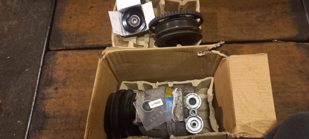 Компресор кондиционера, Ланос  75000 км. пробег.