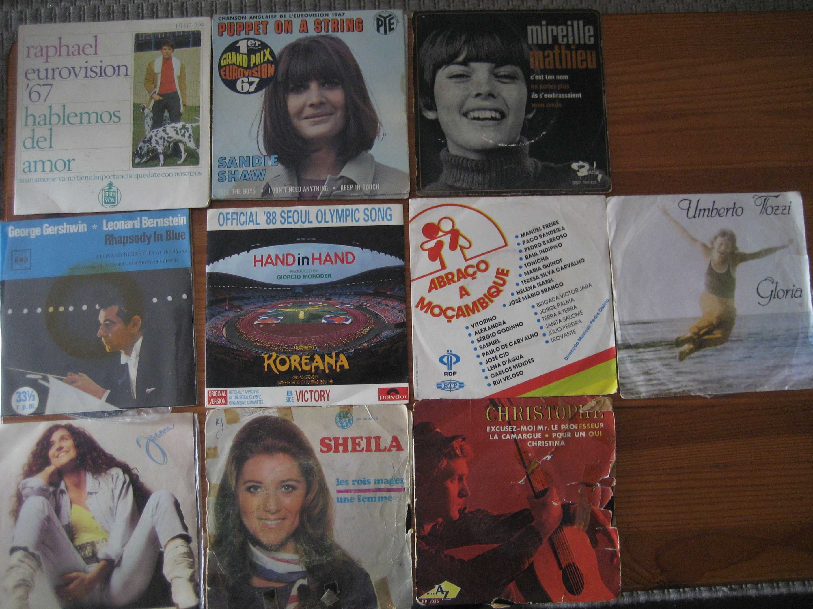 Singles de vinil dos anos 70 e 80 e infantis