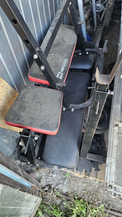 Siłownia : Ławeczka + 90kg obciążenia