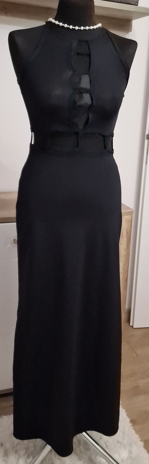 Długa czarna suknia " Lipsy".