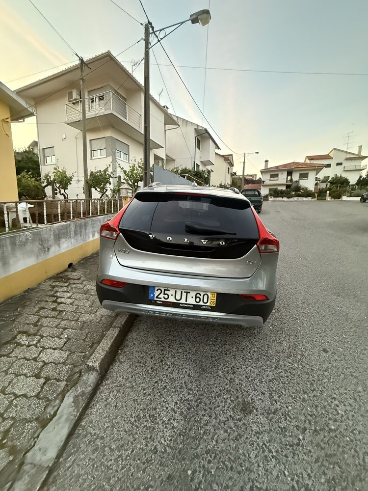 Volvo v40 cross 1.6