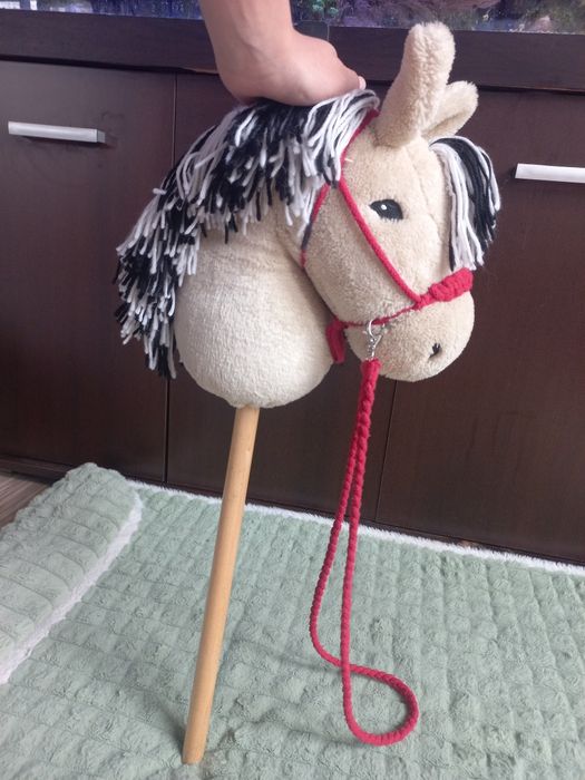 Koń na patyku hobby horse