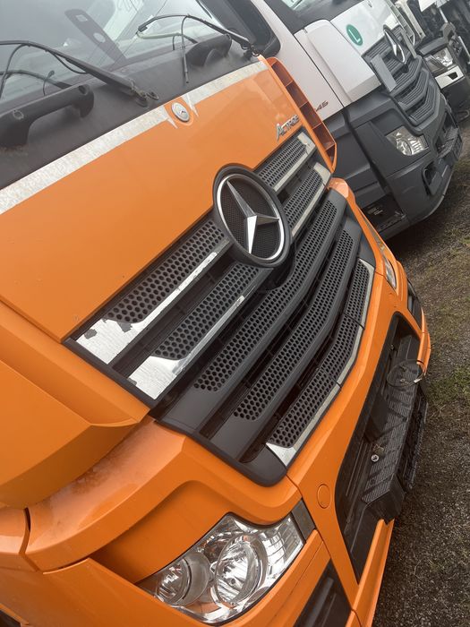 Заднее крыло, брызговик Мерседес Актрос Аксор Mercedes