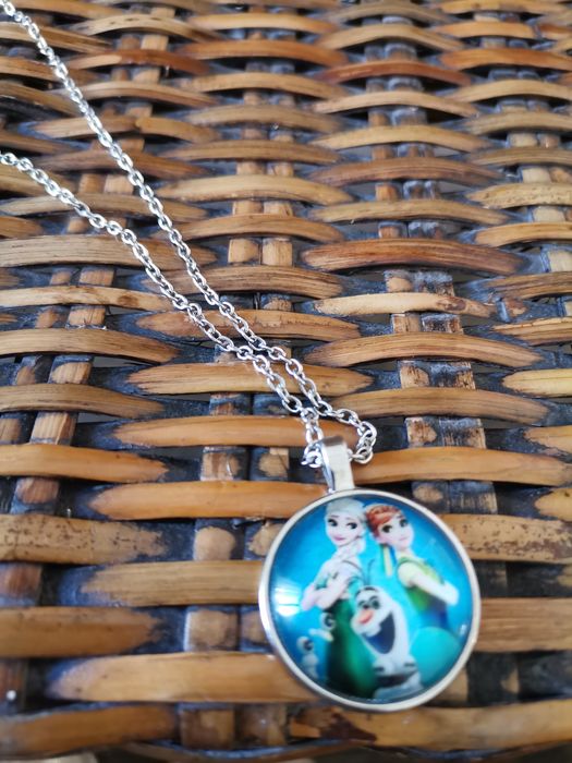 Vários artigos para menina