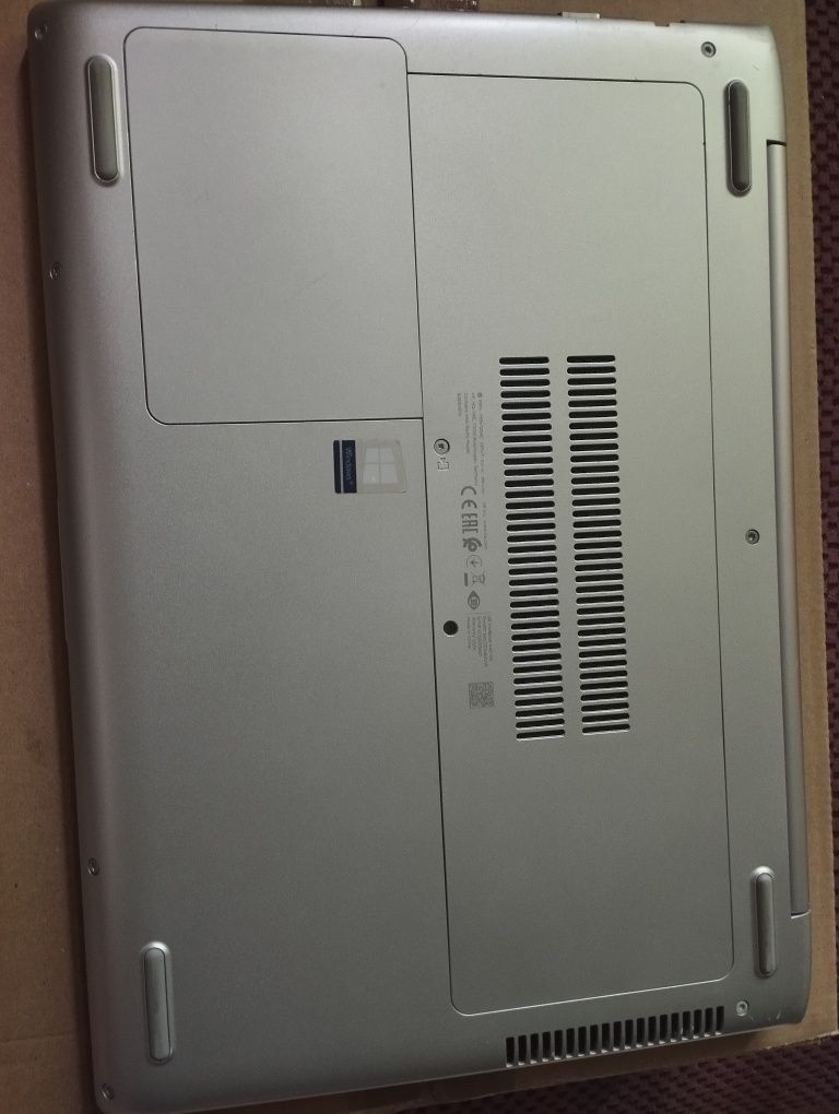 HP probook 440G5 i 58gen. 16GbRam SSD ADATA 240Gb.win11