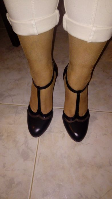 Sapatos numero 36 novos salto pequeno