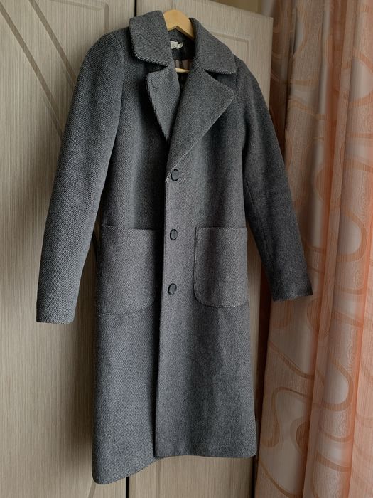 Пальто зимове утеплене