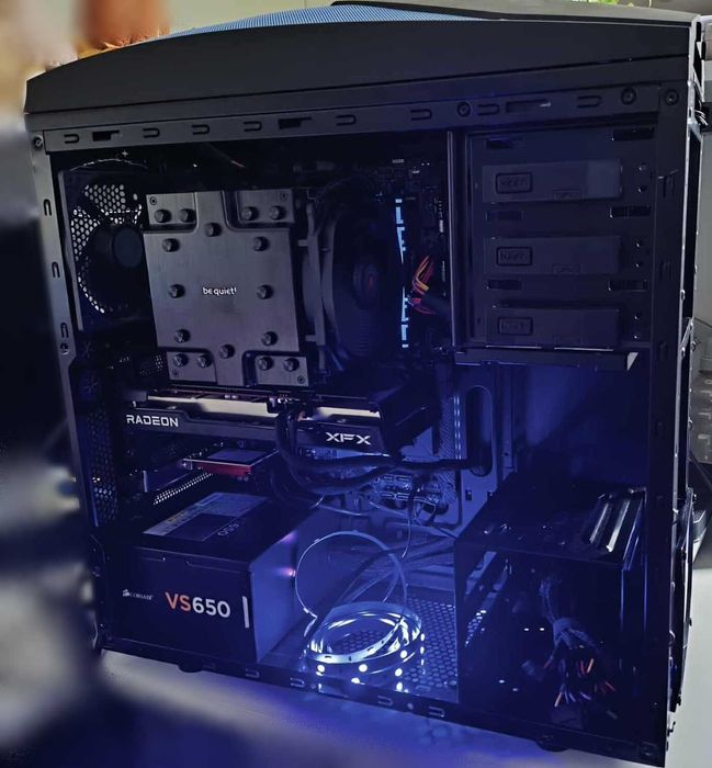 Komputer gamingowy do pracy Ryzen 5600 32 GB RAM X570 TUF RX 6600 WIFI