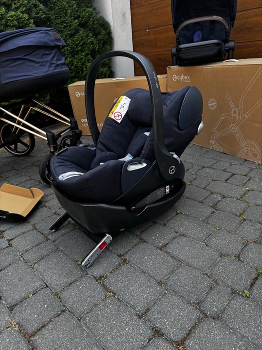 Cybex Priam zestaw gondola, spacerówka, nosidełko z bazą