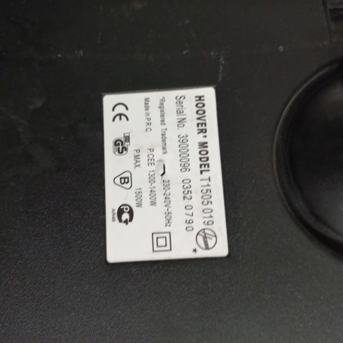 2 пилососи:  ZELMER  1000W , HOOVER 1500w, різні шланги,мотор Філіпс..