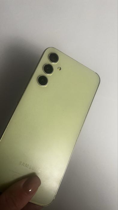 Самсунг в гарному стані