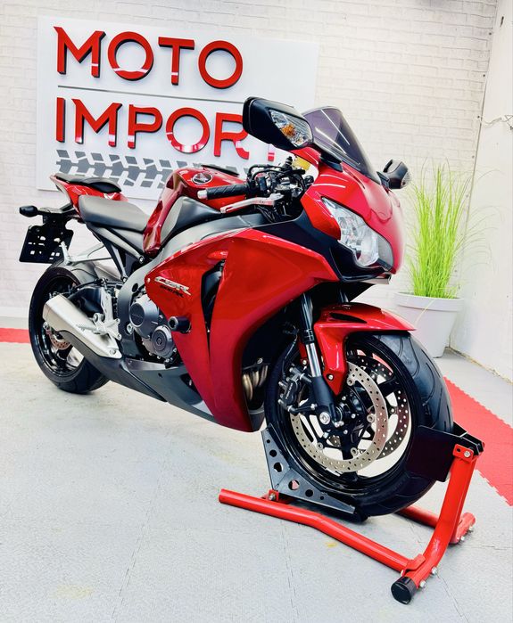 мотоцикл Honda CBR1000RR в оригіналі тільки з Японії