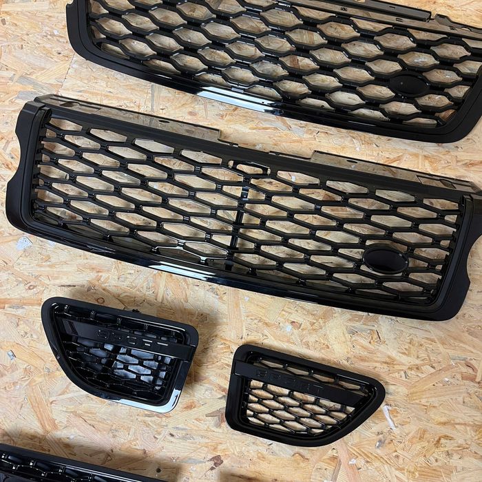 Решетка радиатора решітка Range Rover Vogue L405 Velar Sport L320 L494