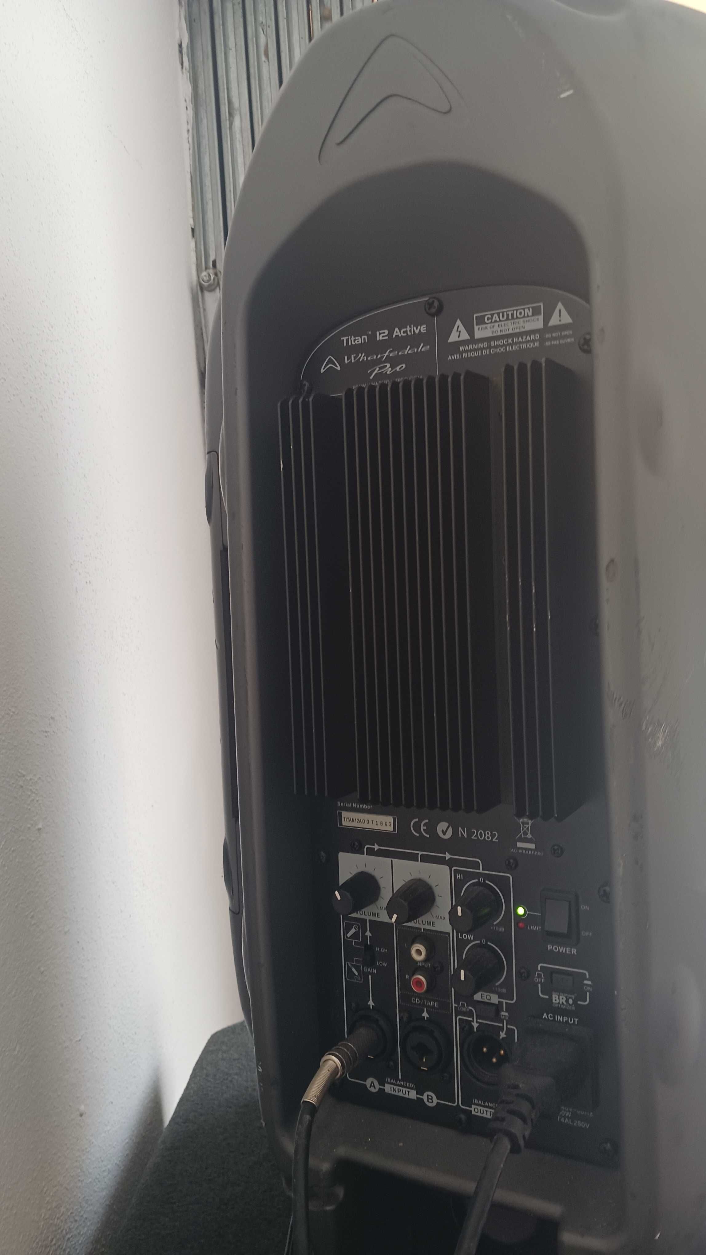 PA Sistema de som amplificado profissional 2X wharfedale titan 12 act