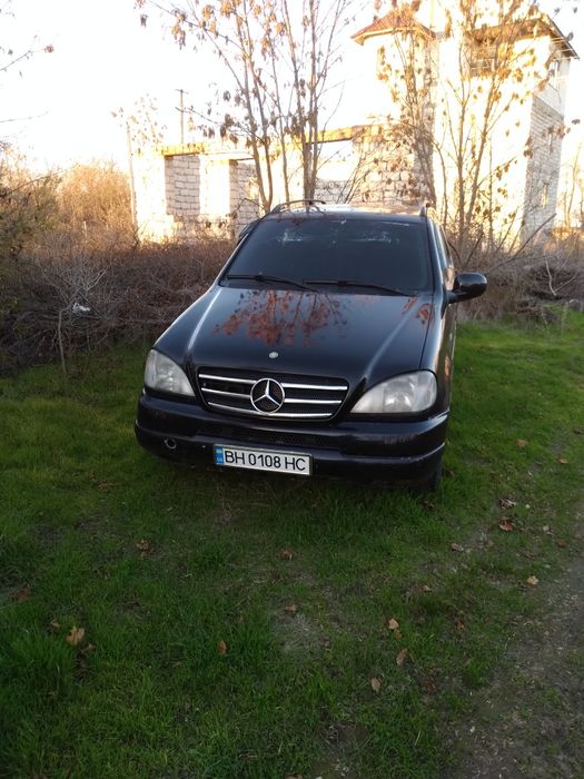 Мерседес   мл  320  163