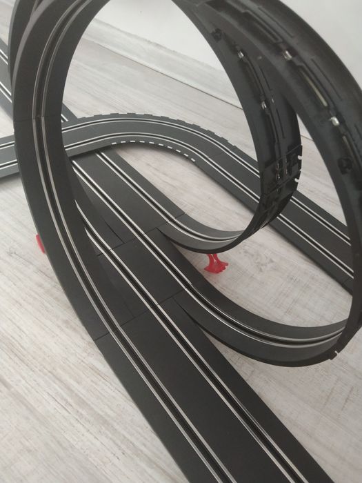 Tor wyścigowy Carrera GO