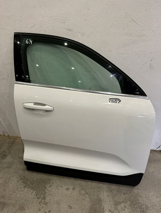 Двері передні задні праві Volvo xc-40 c40 хс40 recharge ev400 707 729