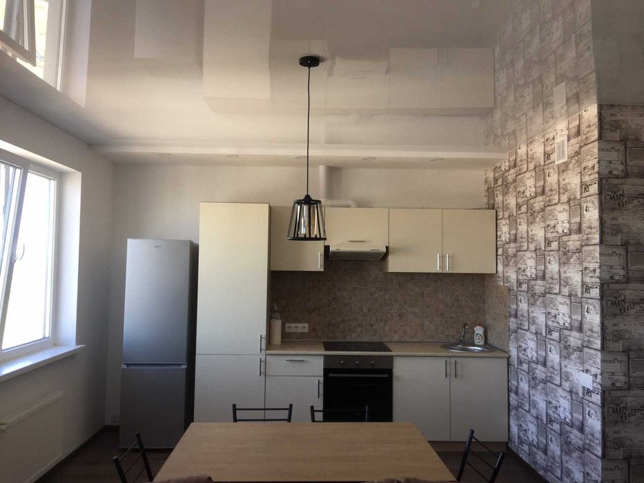 Продам 1 кім квартиру з ремонтом  в Жемчужині на Сахарова