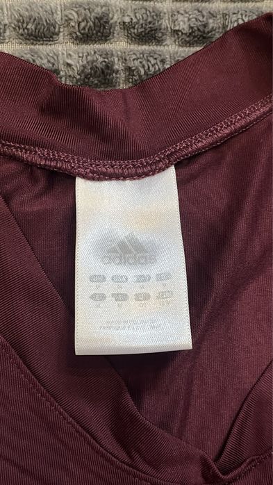 жіноча майка Adidas