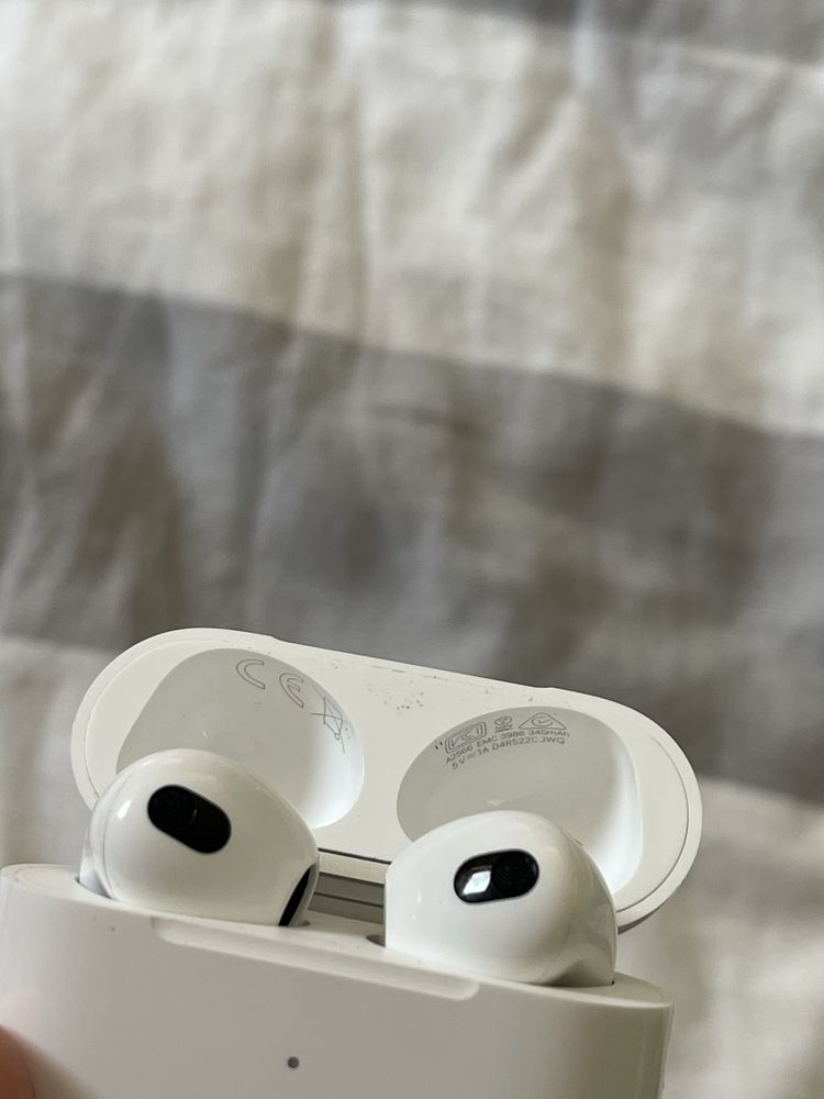 Apple AirPods 3 oryginalne idealny stan