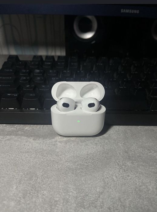 Sprzedam słuchawki Airpods 3