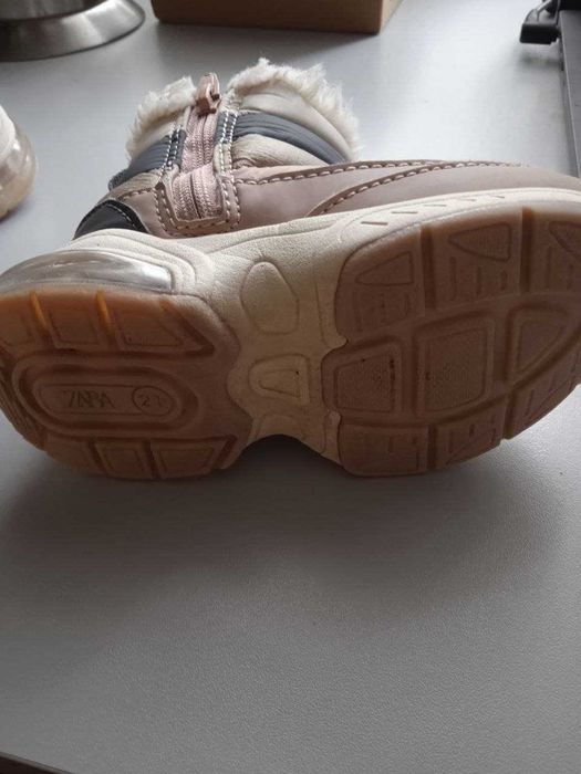 Зимние ботинки для девочки Zara 21 размер