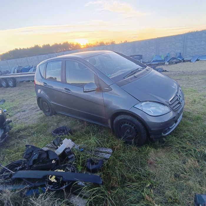 Mercedes a klasa   1.5i lakier 787 na części