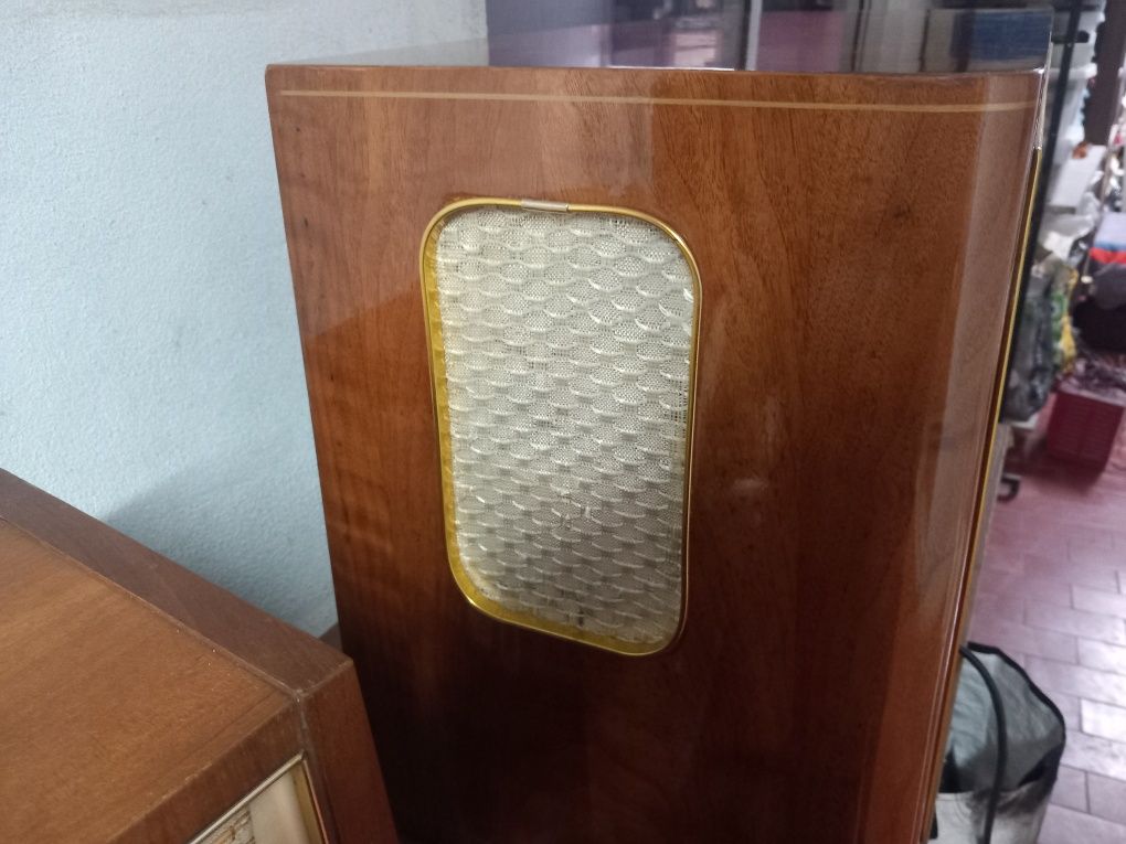 Radio antigo  vintage